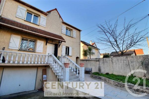 Maison à vendre  7 pièces - 143,94 m 2   GAGNY  - 93