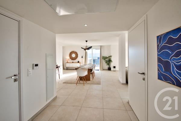 Appartement F4 à vendre  4 pièces - 139,62 m2 ST LAURENT DU VAR - 06