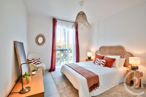 Appartement F4 à vendre  4 pièces - 139,62 m2 ST LAURENT DU VAR - 06