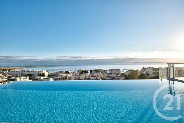 Appartement F4 à vendre  4 pièces - 139,62 m2 ST LAURENT DU VAR - 06