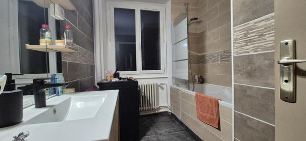 Lons-le-Saunier (39000) T3 Hypercentre Lons-le-Saunier