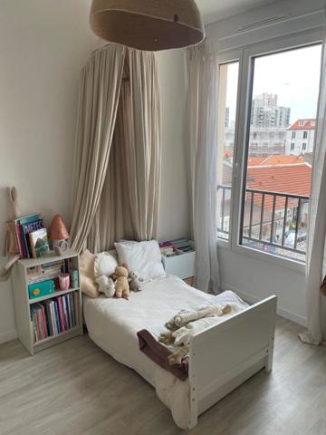 EXCLUSIVITÉ – Charmant 3 pièces lumineux – Bas-Montreuil / Métro Robespierre