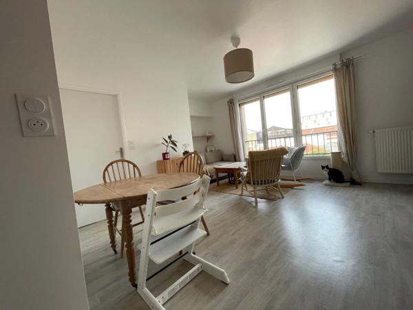 EXCLUSIVITÉ – Charmant 3 pièces lumineux – Bas-Montreuil / Métro Robespierre