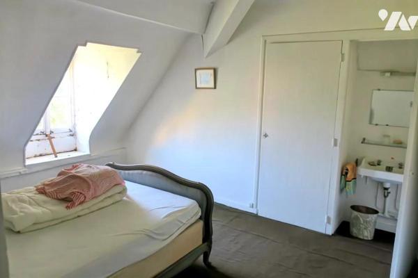 Maison T10 - Dépendances - Cave - Garage - Jardin. 461 m² cadastré.