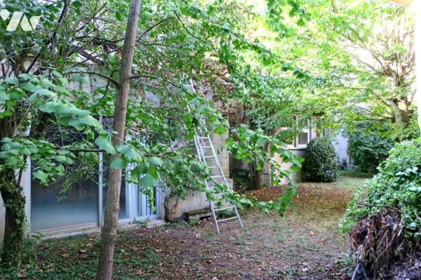Maison T10 - Dépendances - Cave - Garage - Jardin. 461 m² cadastré.