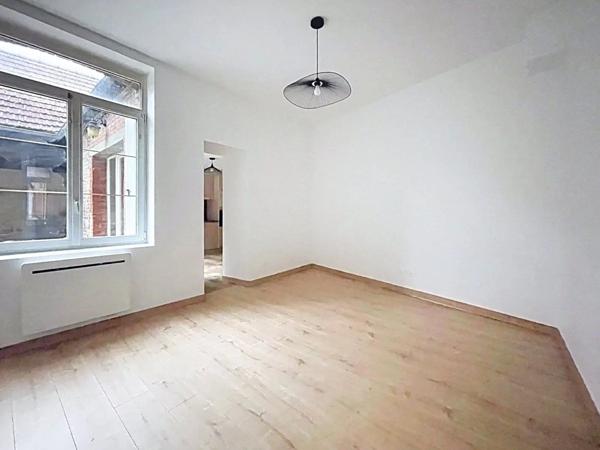 Location Appartement 2 pièces 43 m2 à Péronne