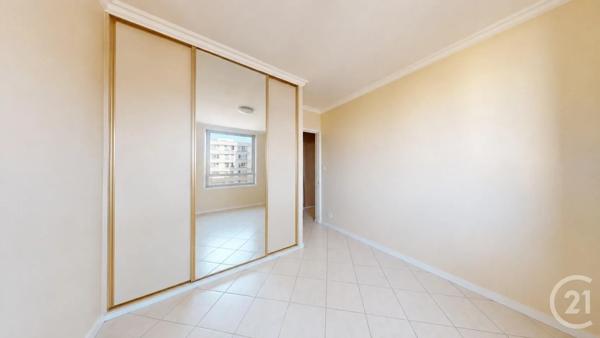 Appartement F3 Bis à vendre  4 pièces - 75,07 m 2   AUBERVILLIERS  - 93