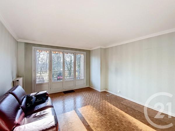 Appartement F3 Bis à vendre  4 pièces - 75,07 m 2   AUBERVILLIERS  - 93