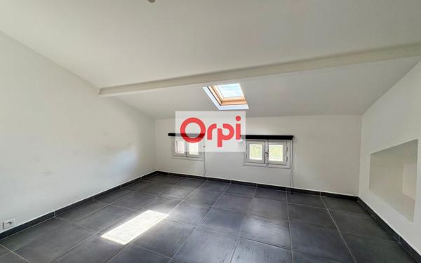 Maison à vendre    3 pièces •  Porto-Vecchio