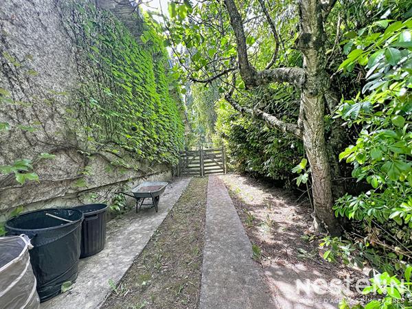Maison traditionnelle de 6 pièces à vendre à Castanet-Tolosan - Un havre de paix rare à saisir !