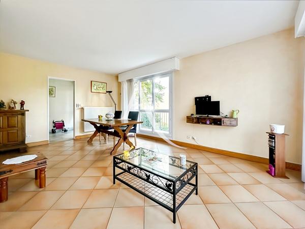 Appartement Bois D'Arcy 3 pièce(s) 77.7 m2