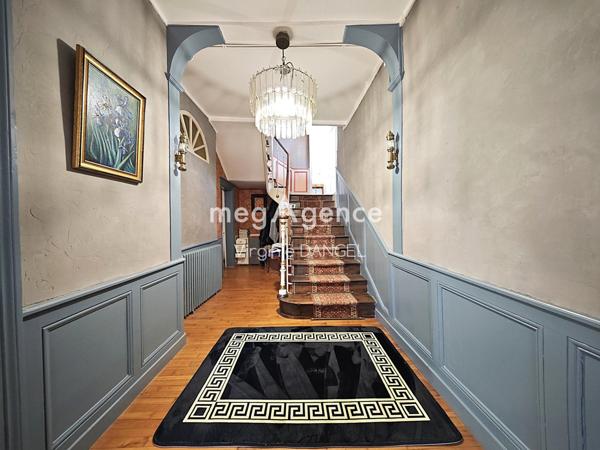 Maison à PLOERMEL, 56800 - 10 pièces 280m²