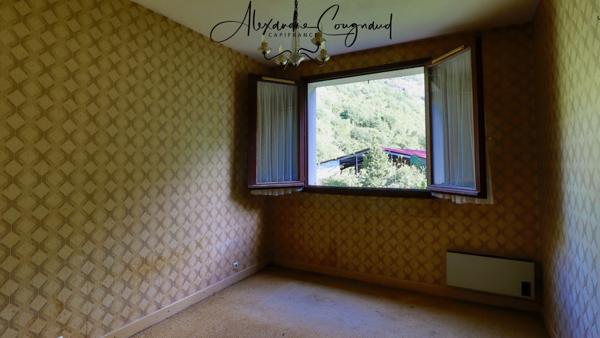 Dourgne - A vendre maison de plain-pied de 118 m² avec 4 chambres, sous-sol et terrain de 3000 m²