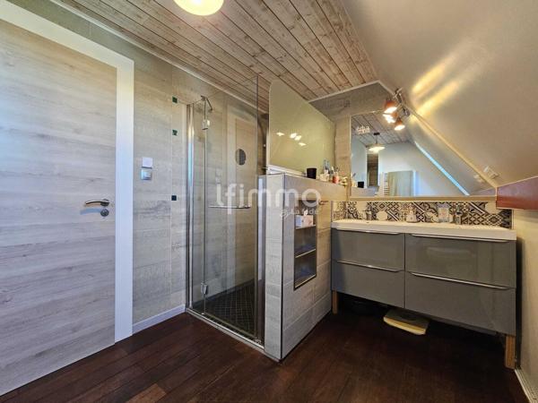 Maison individuelle avec dépendance aménagée