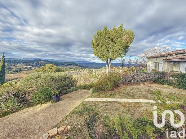 Maison traditionnelle 6 pièces de 169 m² à Le Beausset (83330)