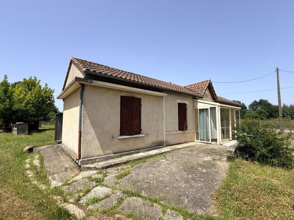 ST YZAN de SOUDIAC MAISON A RENOVER Saint-Yzan-de-Soudiac (33920)