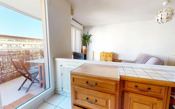 Appartement à vendre    2 pièces • 47 m2 Lyon 3