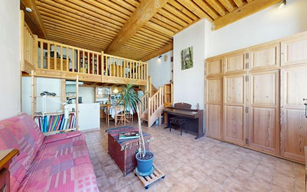 Appartement à vendre    3 pièces • 52 m2 Lyon 4