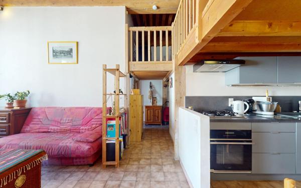 Appartement à vendre    3 pièces • 52 m2 Lyon 4