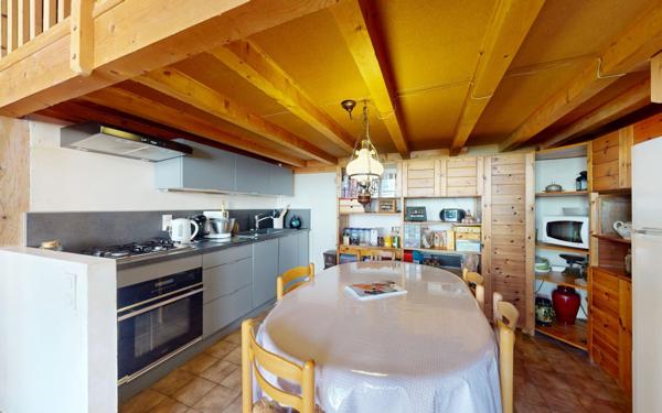 Appartement à vendre    3 pièces • 52 m2 Lyon 4