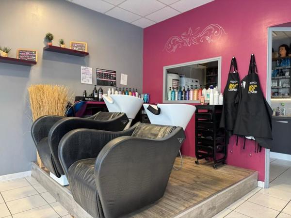 Fond salon de coiffure Mixte