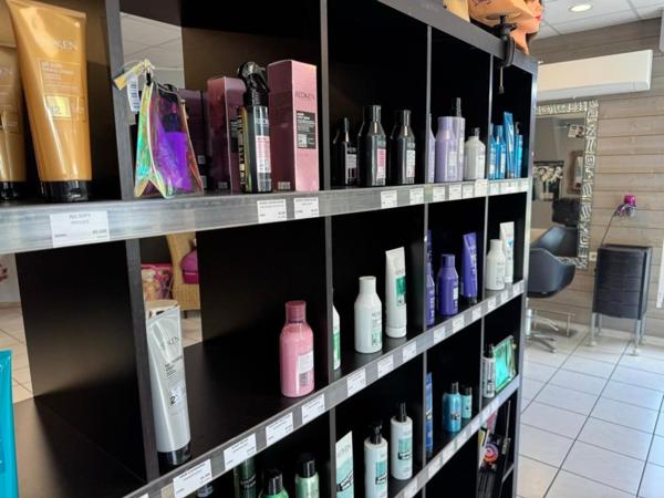 Fond salon de coiffure Mixte