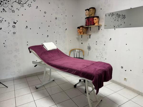 Fond salon de coiffure Mixte