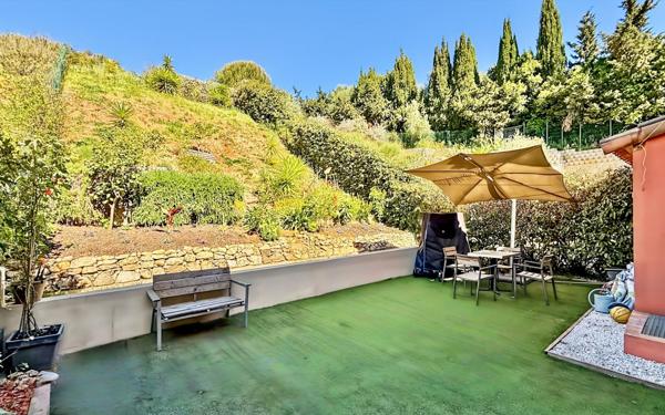 Maison à vendre    4 pièces • 80 m2 Vallauris
