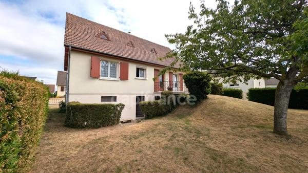Maison à vendre 6 pièces 130m2 - sous-sol total - quartier recherché à NOGENT LE ROTROU (28)