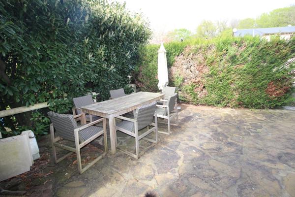 Varennes-Jarcy (91480) Charmante maison des années 1940 avec fort potentiel, sur terrain de 530 m² – Varennes-Jarcy