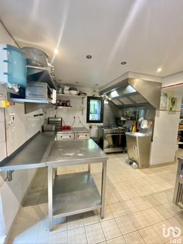 Maison 7 pièces de 165 m² à Gilette (06830)