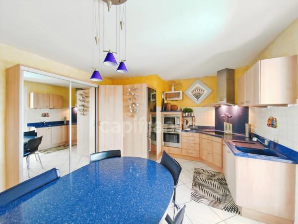 Givry (71) Maison à vendre de 250.43 m² - 6 pièces - terrain de 3 373 m² piscine !