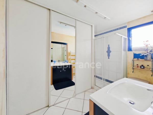 Givry (71) Maison à vendre de 250.43 m² - 6 pièces - terrain de 3 373 m² piscine !