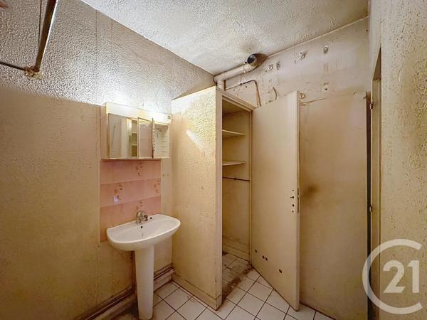 Appartement F2 à vendre  2 pièces - 30 m 2   PANTIN  - 93