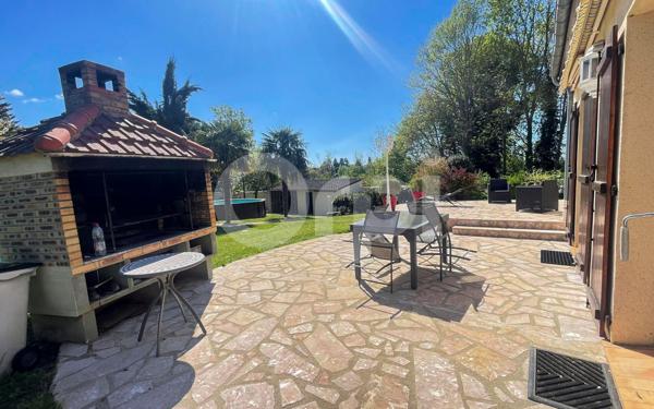 Maison à vendre    7 pièces •  Vaux-sur-Seine