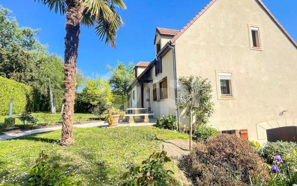 Maison à vendre    7 pièces •  Vaux-sur-Seine