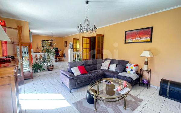 Maison à vendre    7 pièces •  Vaux-sur-Seine