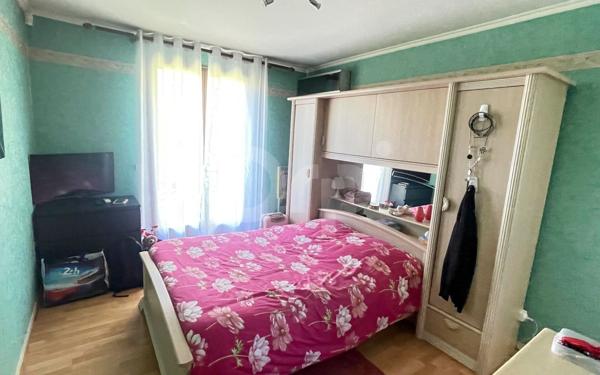 Maison à vendre    7 pièces •  Vaux-sur-Seine