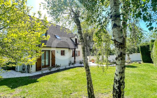 Maison à vendre    7 pièces •  Vaux-sur-Seine