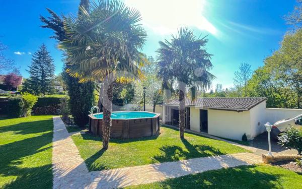 Maison à vendre    7 pièces •  Vaux-sur-Seine