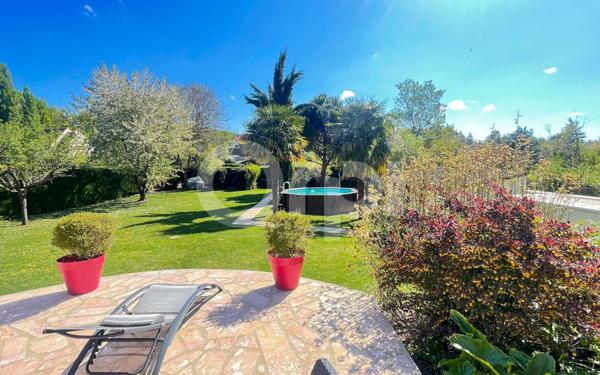 Maison à vendre    7 pièces •  Vaux-sur-Seine