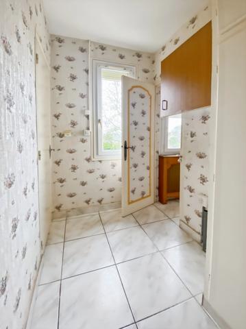 Dpt Vienne (86), à vendre à VOUNEUIL SUR VIENNE (86) Maison type 6 pièces de 136 m2 terrain 1213 m2