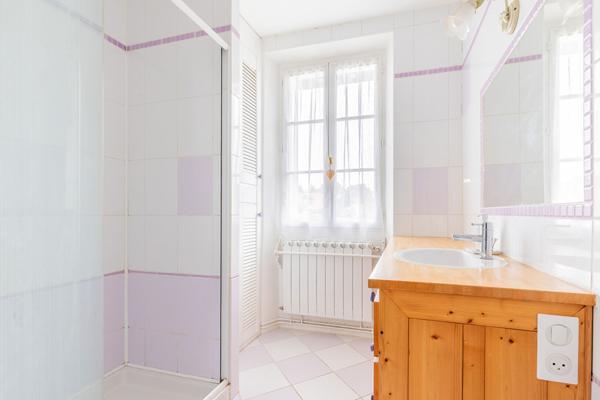 Maison Verrieres Le Buisson 7 pièce(s) 138.5 m2