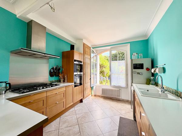 Maison Verrieres Le Buisson 7 pièce(s) 138.5 m2