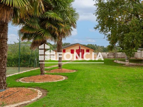 À vendre Maison 8 pièces 350 m² - Amboise 37400