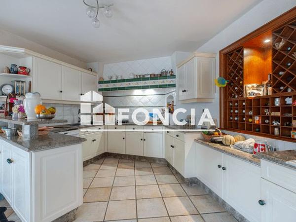 À vendre Maison 8 pièces 350 m² - Amboise 37400