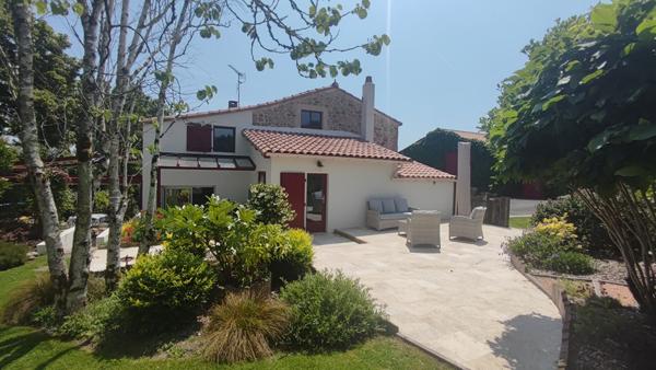 Maison 127 m² à vendre dans un village du Poiré sur Vie