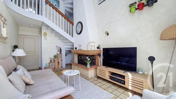 Maison à vendre  6 pièces - 104,30 m 2   CHAMPS SUR MARNE  - 77