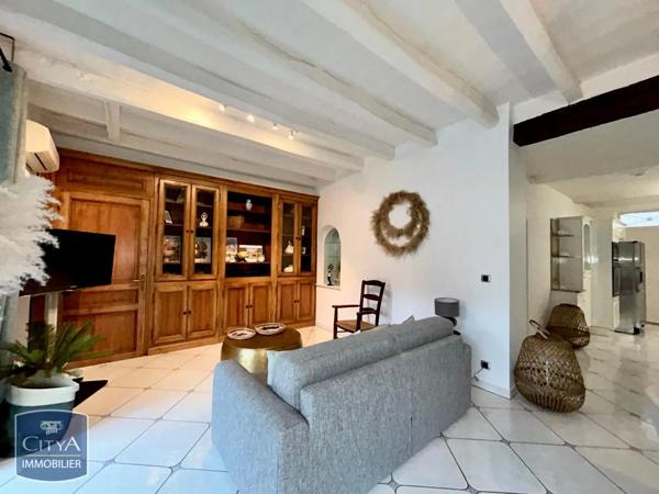Appartement à louer 3 pièces 120.65m² Montauban (82000)