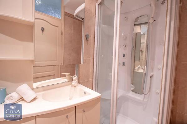 Appartement à louer 3 pièces 120.65m² Montauban (82000)